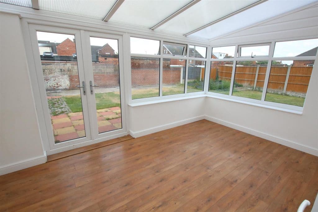 Lauder Road, Bentley, Doncaster DN5 - Image 3