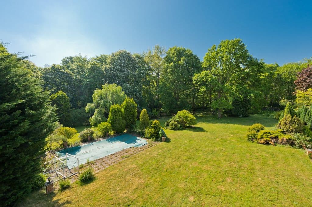 Rodona Road, St George's Hill, Weybridge, Surrey KT13 - Image 3