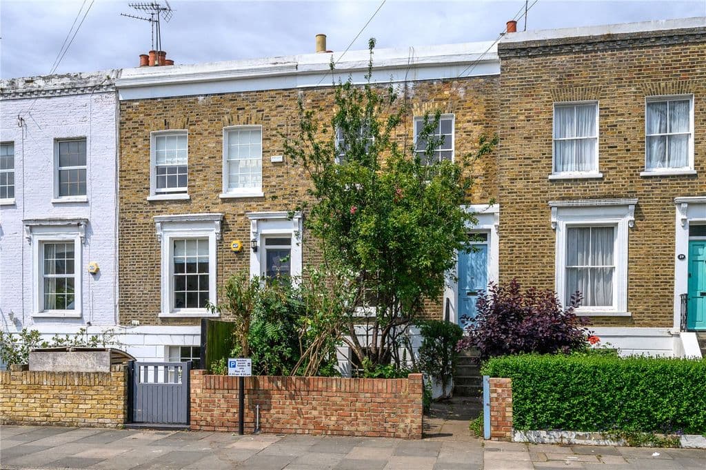 View property at Ufton Road, Islington, London N1