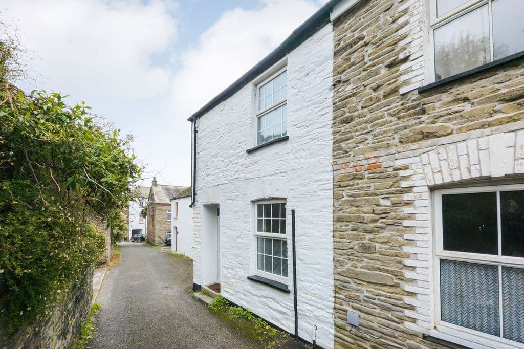 Castle Lane, Liskeard PL14 - Image 1