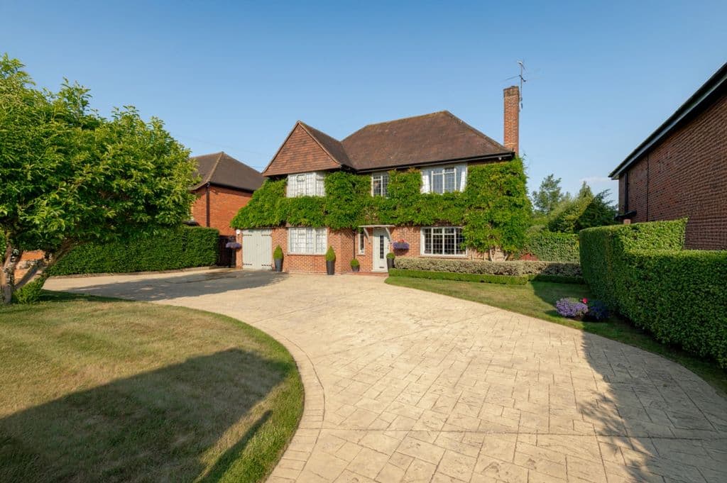 Green Lane, Burnham, Buckinghamshire SL1 - Image 1