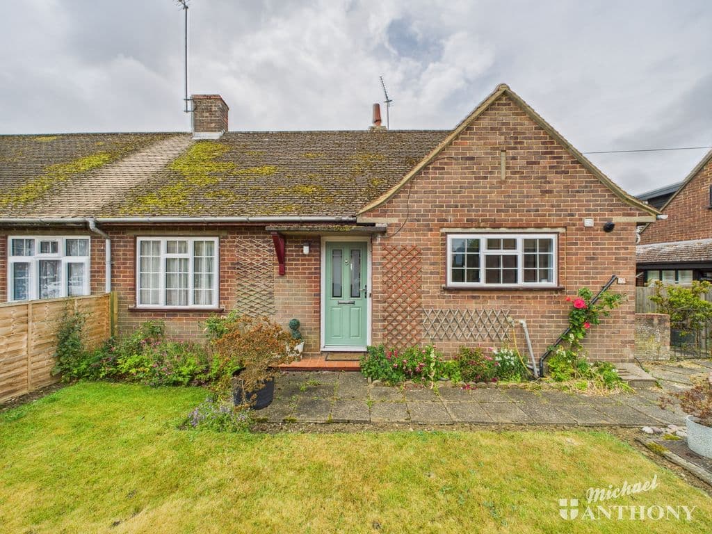 View property at New Road, Drayton Parslow MK17