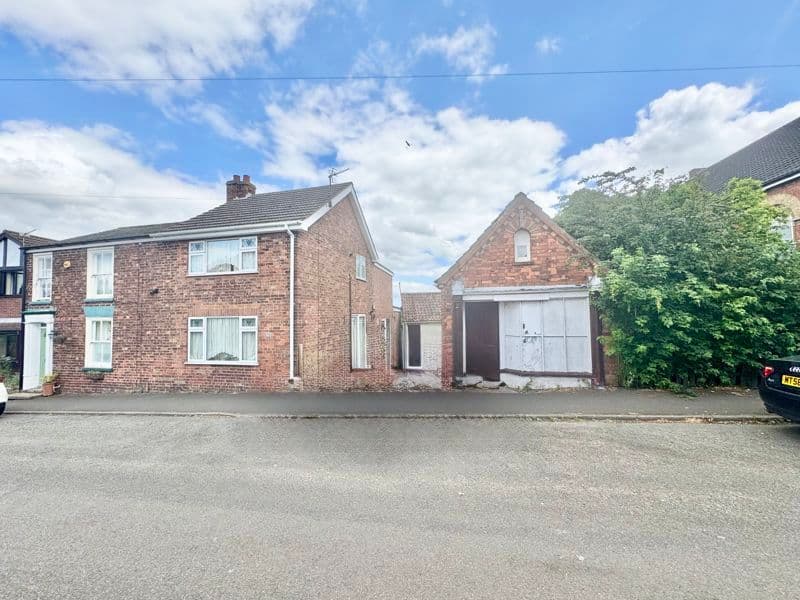 High Street, Binbrook, Lincs LN8 - Image 1