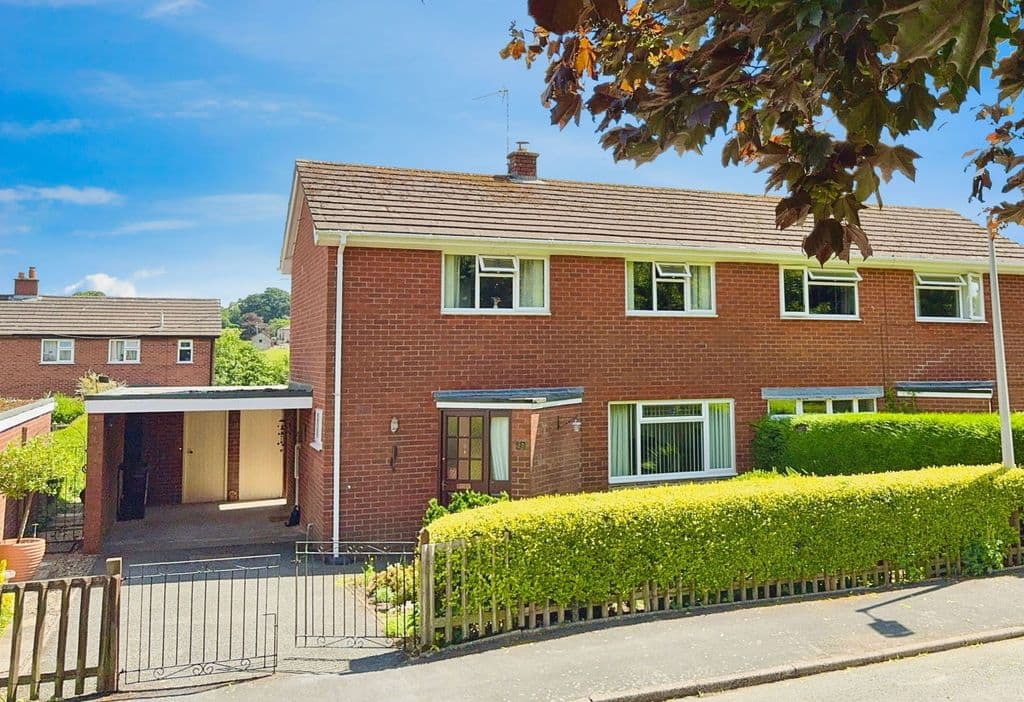 View property at School Lane, Trefonen, Oswestry SY10