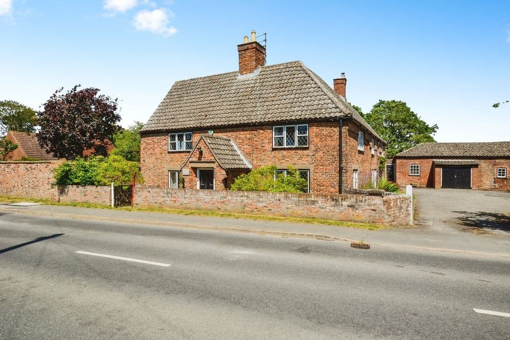 View property at Station Road, Burgh Le Marsh, Skegness PE24