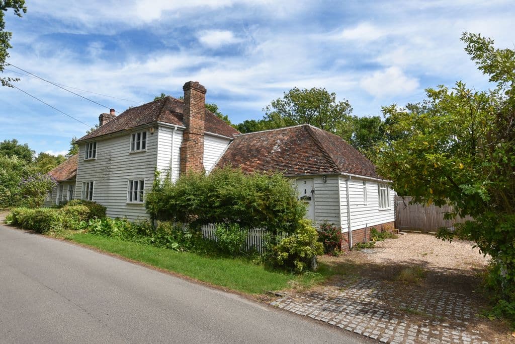 Rural Ewhurst Green, East Sussex TN32 - Image 2