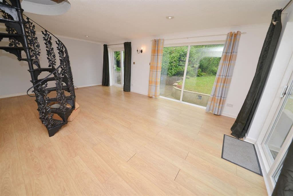 Nyth Gwennol, Saundersfoot, Pembrokeshire SA69 - Image 3