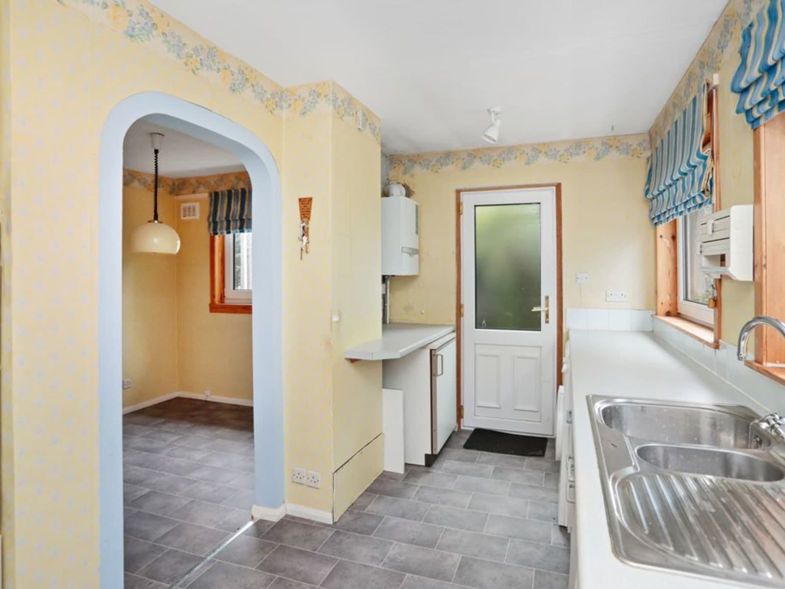 27 Buckstone Road, Buckstone, Edinburgh EH10 - Image 3