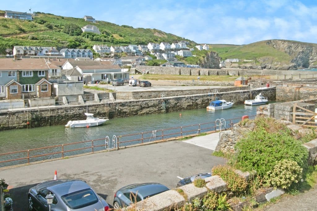Harbour Terrace, Portreath, Redruth, Cornwall TR16 - Image 4