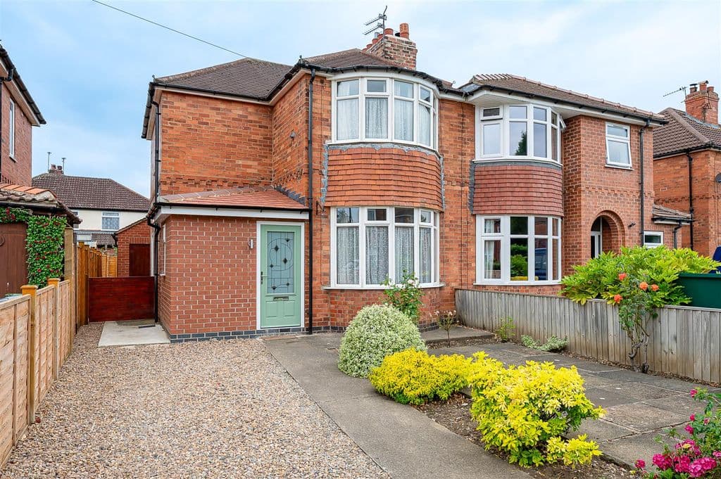 Thirlmere Drive, York YO31 - Image 1