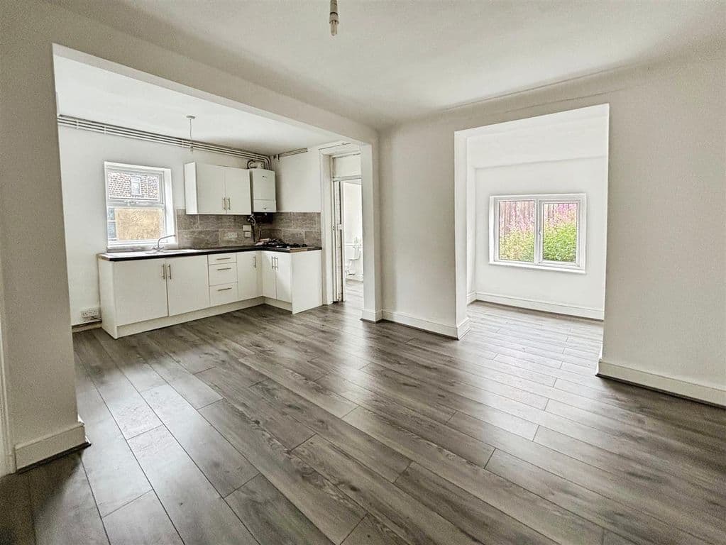 St. Helena Road, Bradford BD6 - Image 2