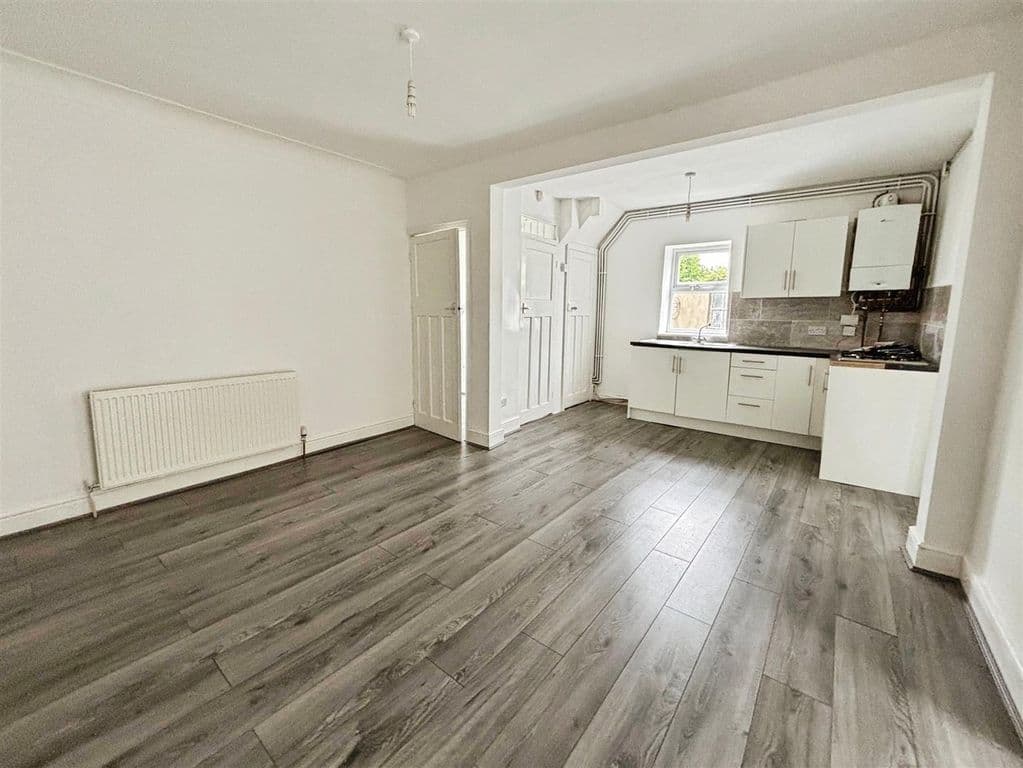 St. Helena Road, Bradford BD6 - Image 3