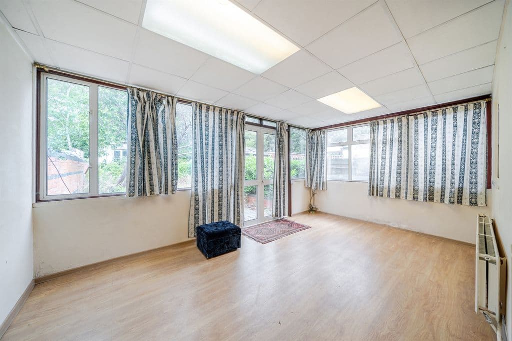 Studland Road, London W7 - Image 2