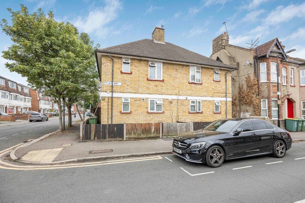 Otley Road, London E16 - Image 1