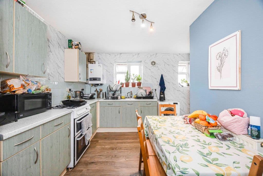 Otley Road, London E16 - Image 6