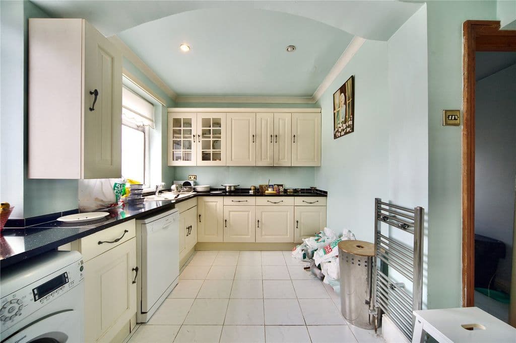 Ashburton Avenue, Ilford IG3 - Image 9
