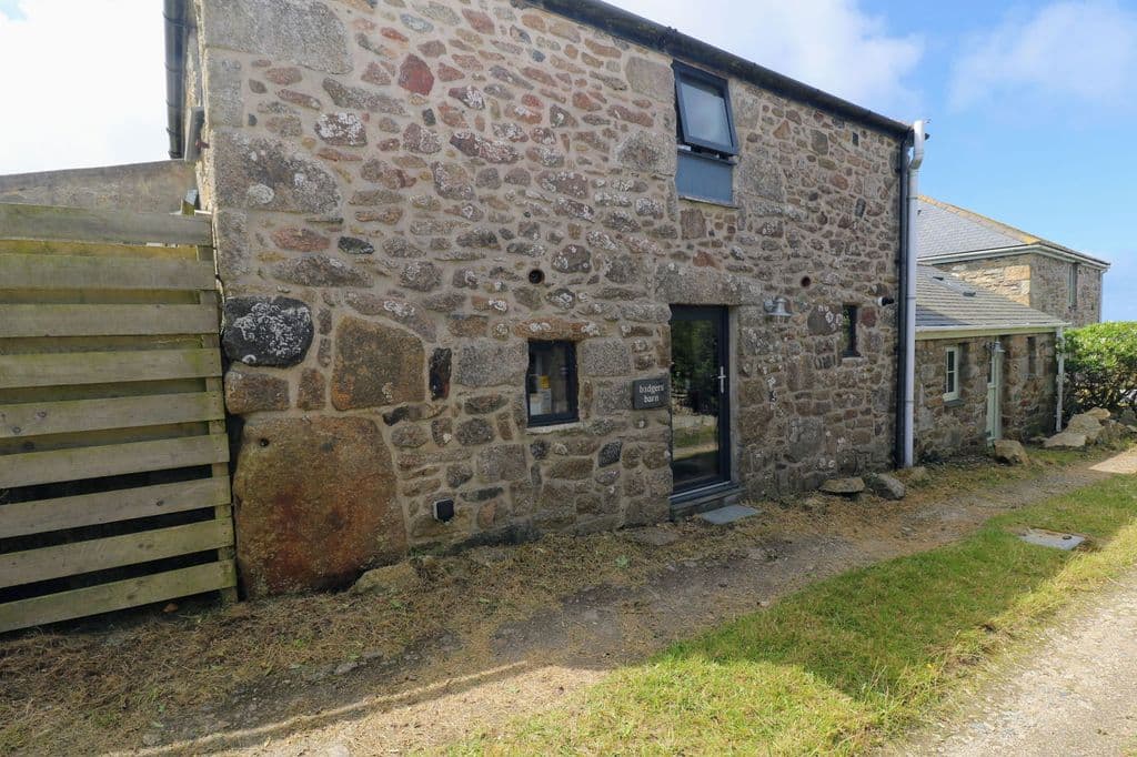 Badgers Barn, Trewellard TR19 - Image 3