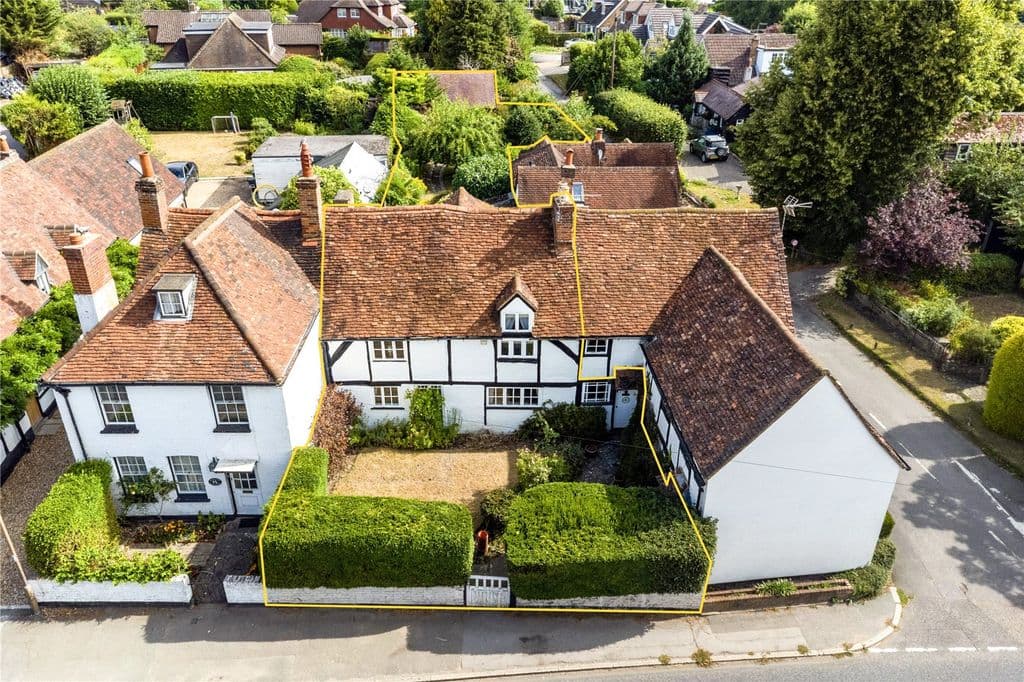 View property at Marlow Road, Bourne End, Buckinghamshire SL8