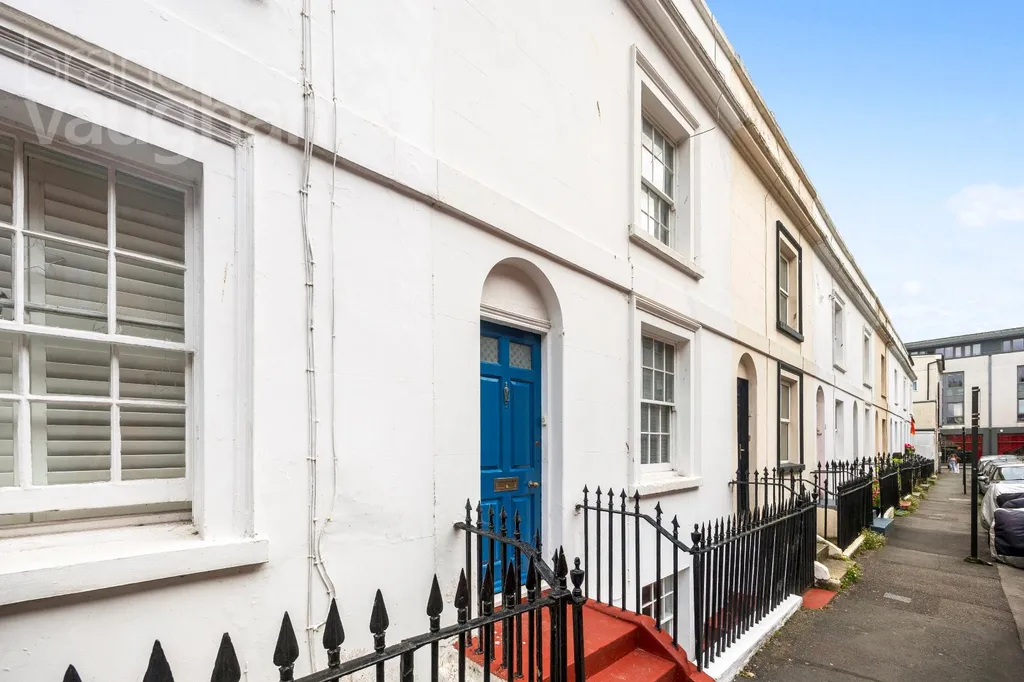 View property at Robert Street, Brighton, East Sussex BN1