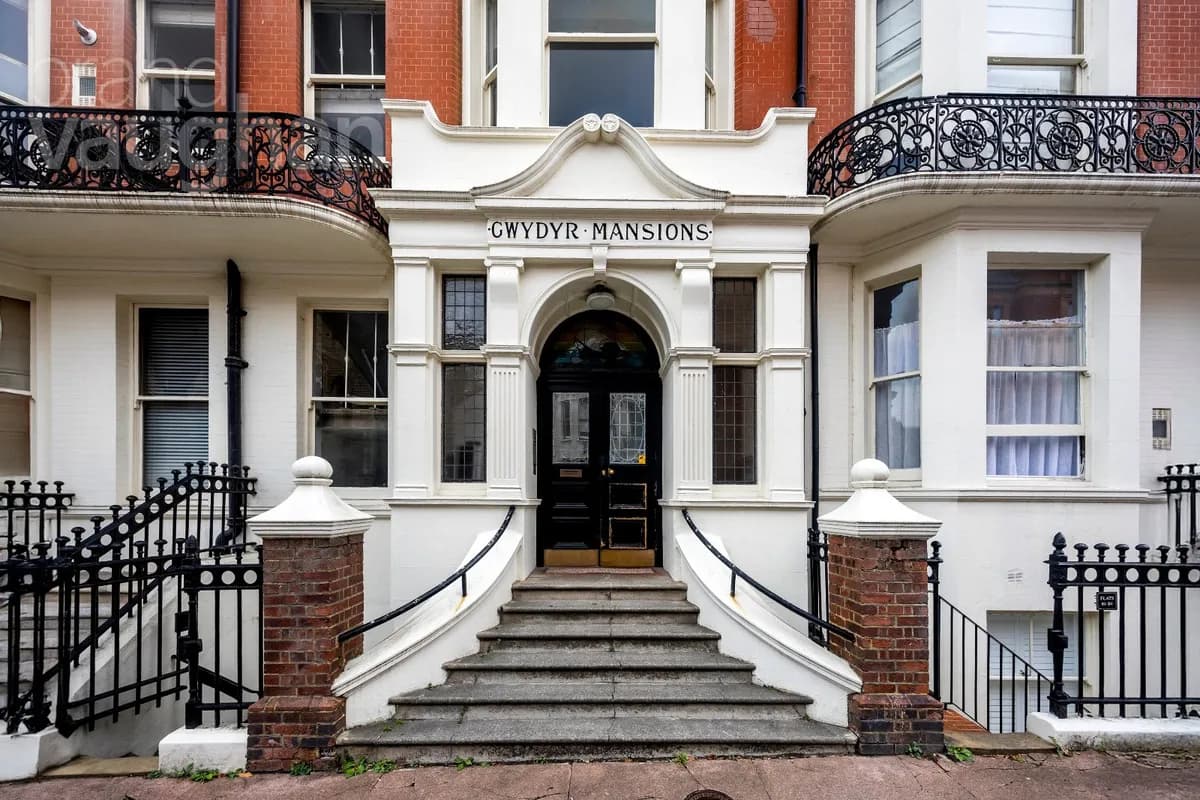 Holland Road, Hove, East Sussex BN3 - Image 10