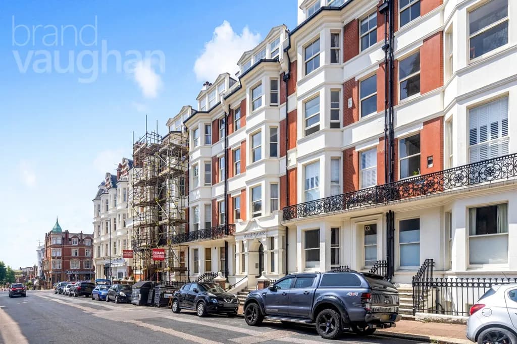 View property at Holland Road, Hove, East Sussex BN3
