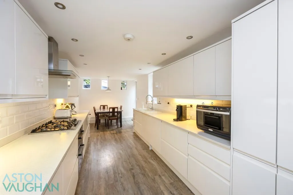 Sackville Road, Hove BN3 - Image 10