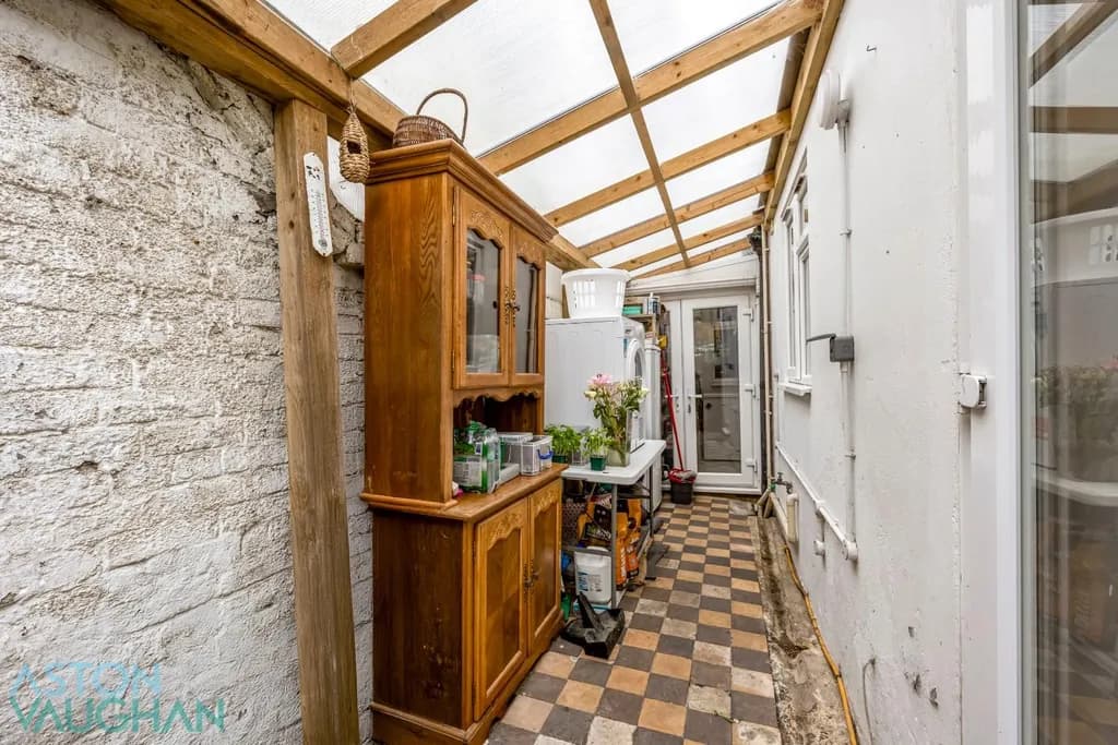 Sackville Road, Hove BN3 - Image 11
