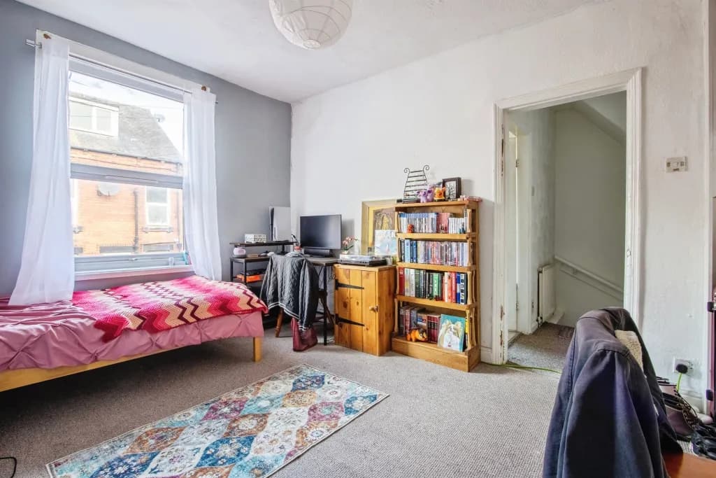 Glensdale Terrace, Leeds LS9 - Image 2