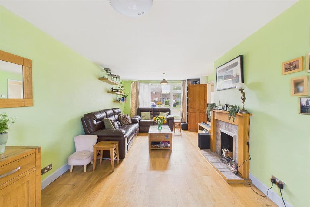 Benbow Close, St. Albans AL1 - Image 3