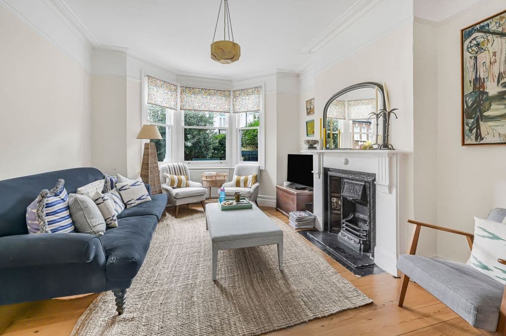 Bushey Hill Road, London SE5 - Image 2