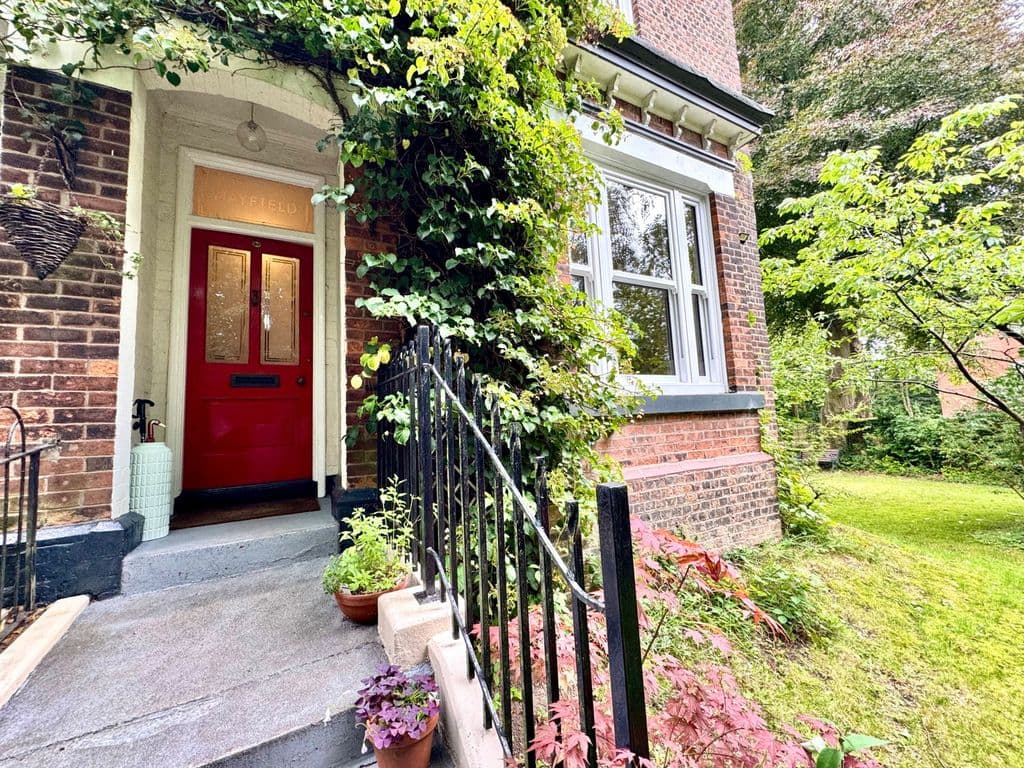 View property at Mayfield, 23 Goyt Crescent, Stockport SK1