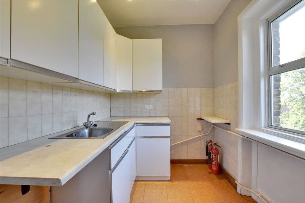 Kidbrooke Park Road, Blackheath, London SE3 - Image 11