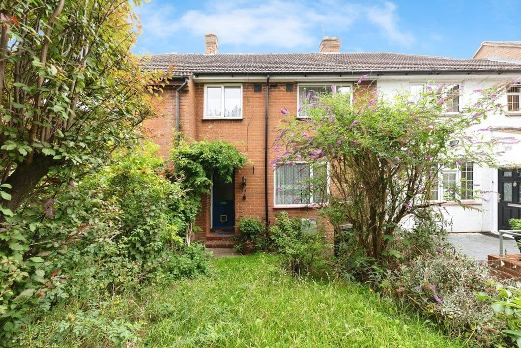 Hall Mead, Letchworth Garden City, Hertfordshire SG6 - Image 1