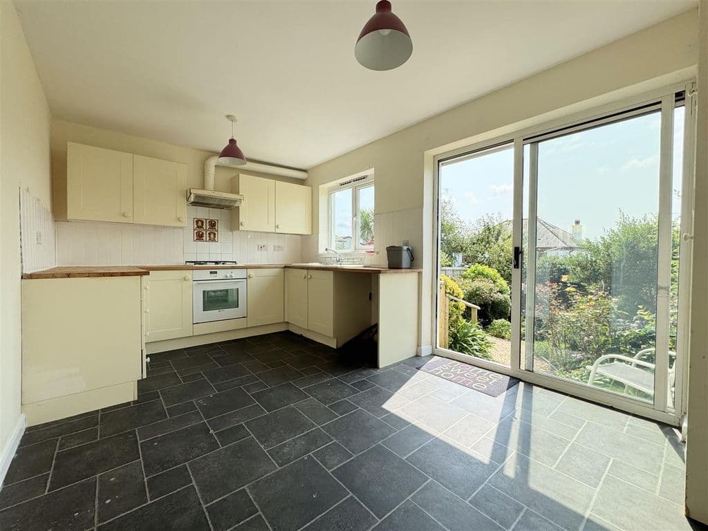 Luxon Drive, Newquay TR7 - Image 9