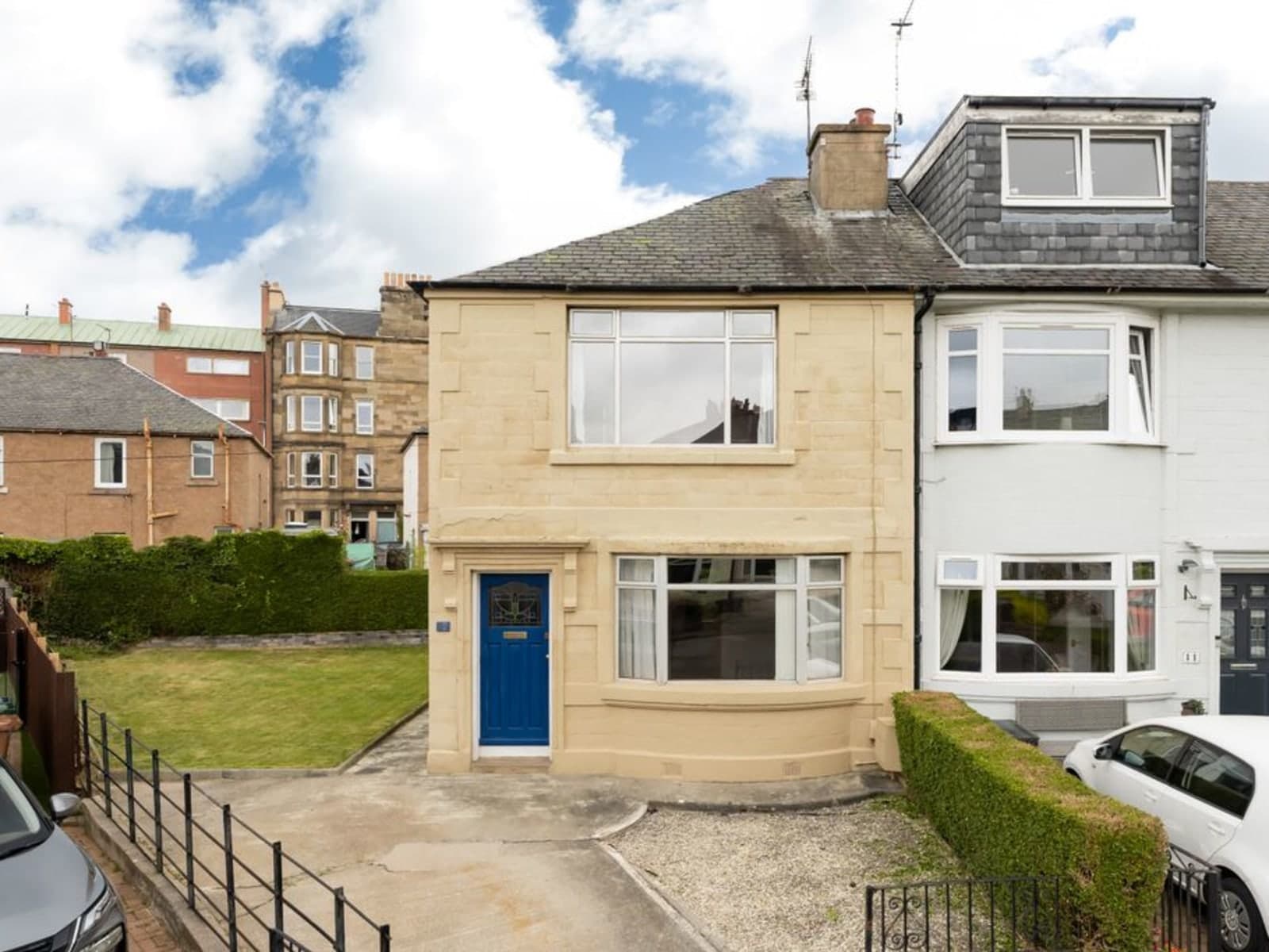 View property at 10 Polwarth Park, Edinburgh EH11
