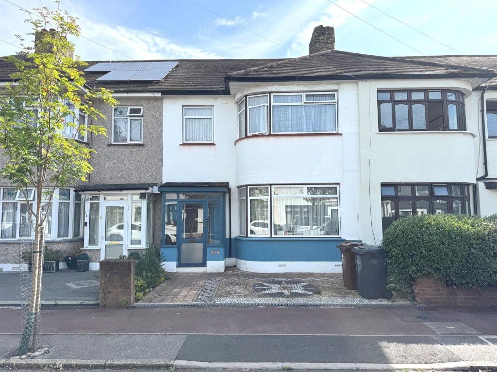 Dereham Road, Barking IG11 - Image 1