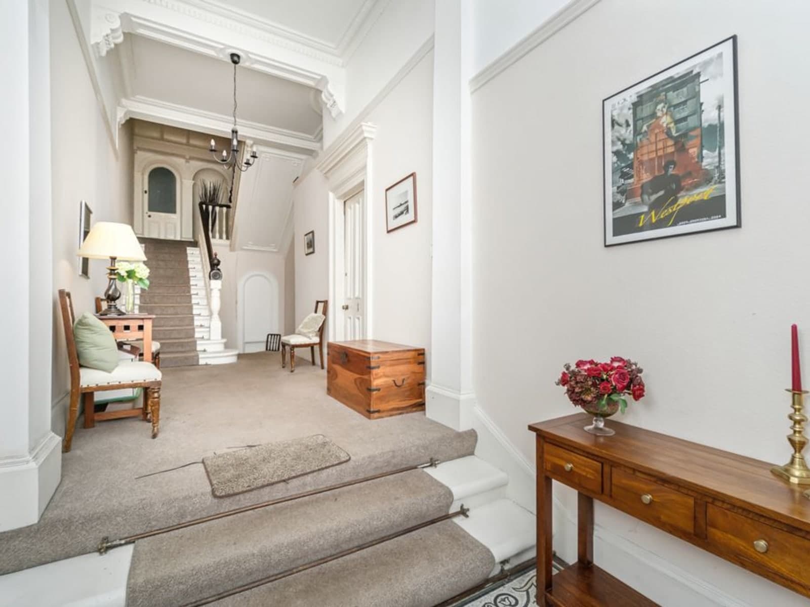 Flat 2, 12 Princes Gardens, Dowanhill G12 - Image 2