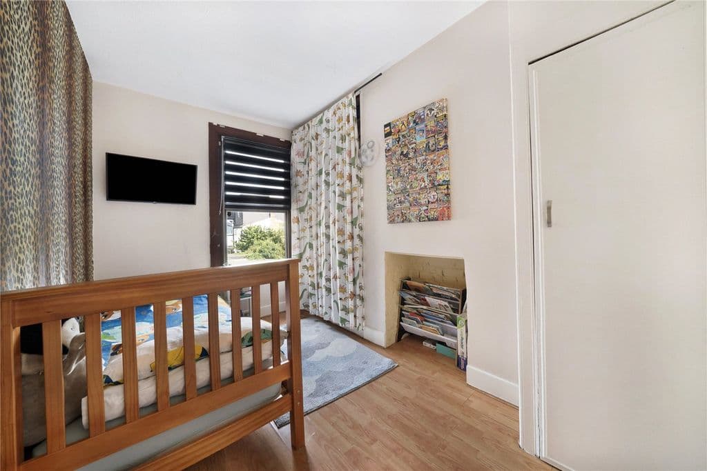Ivy Road, Walthamstow, London E17 - Image 9