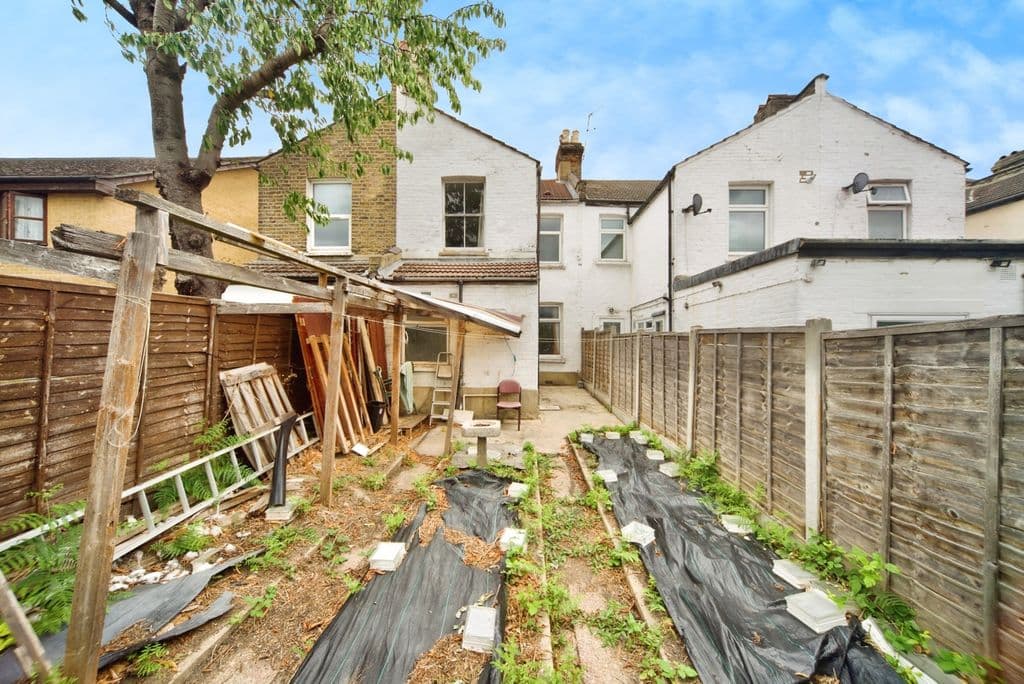 Westerham Road, London E10 - Image 2