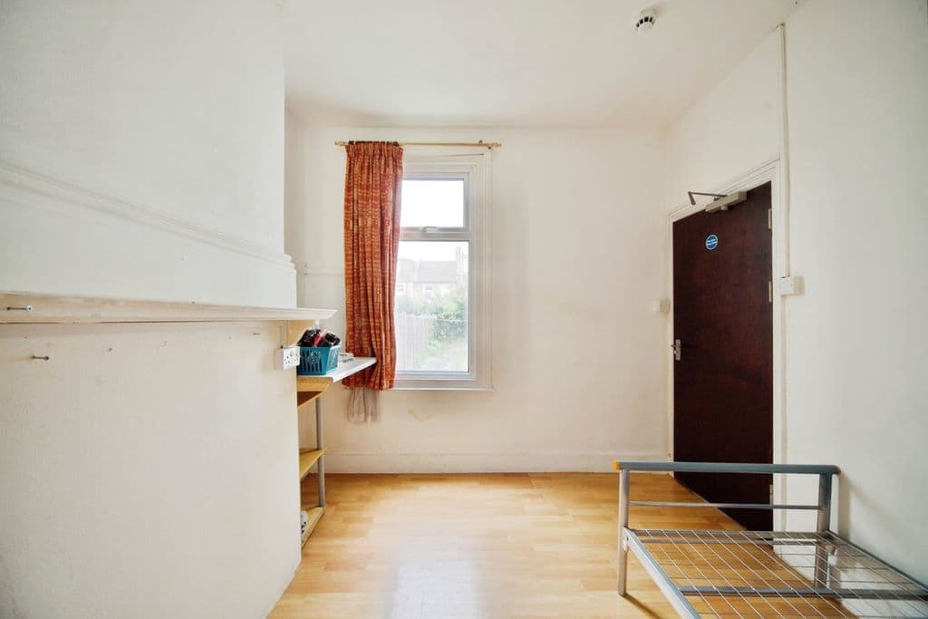 Westerham Road, London E10 - Image 6