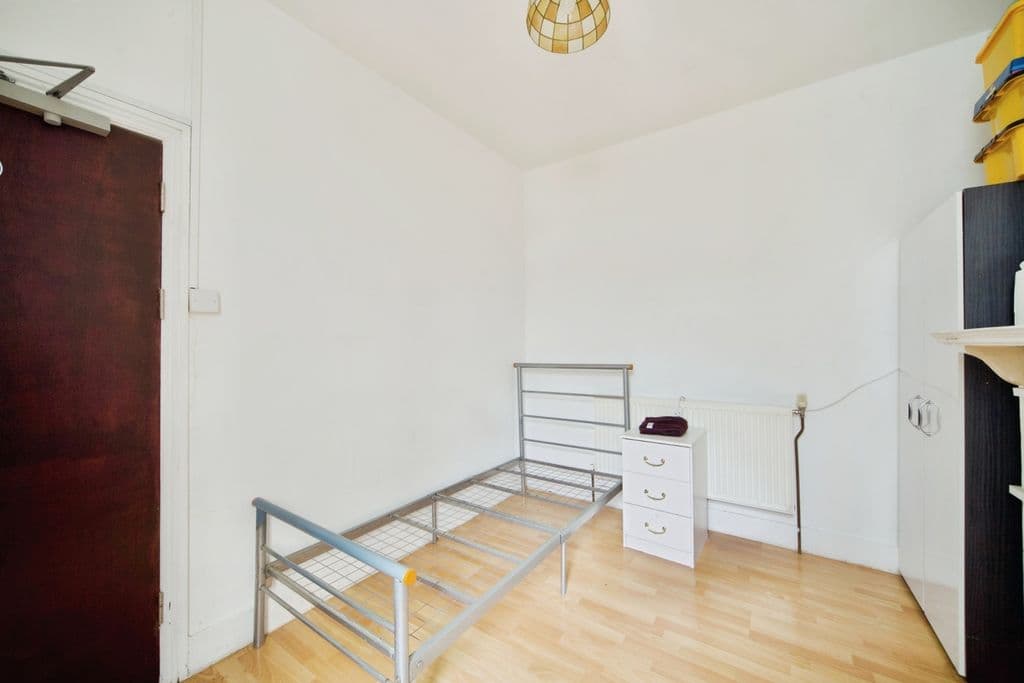 Westerham Road, London E10 - Image 9
