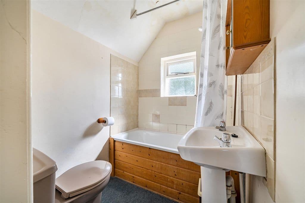 Crafthole, Near Portwrinkle Beach PL11 - Image 8