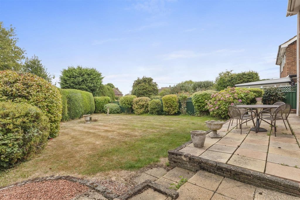 Missenden Road, Great Kingshill, High Wycombe HP15 - Image 2