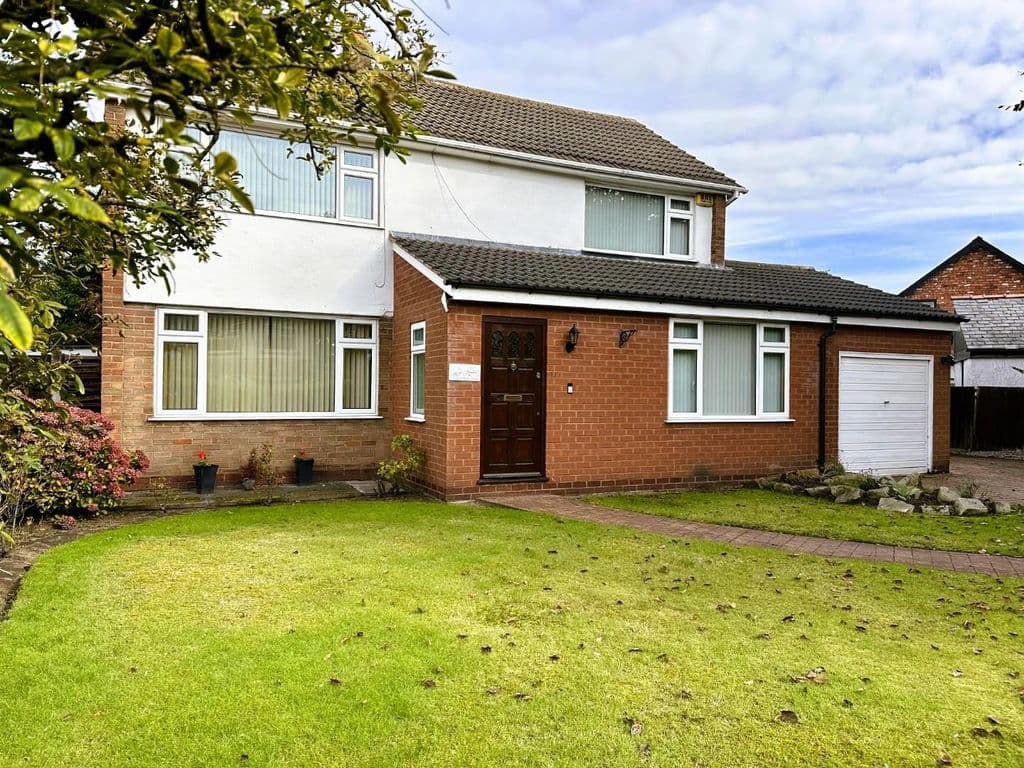 View property at Raven Meols Lane, Formby, Liverpool L37