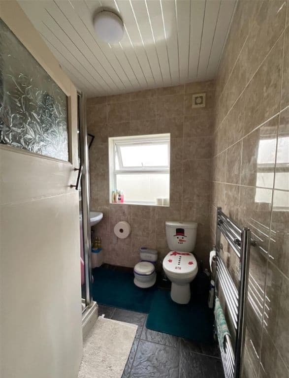 Burges Road, East Ham, London E6 - Image 2