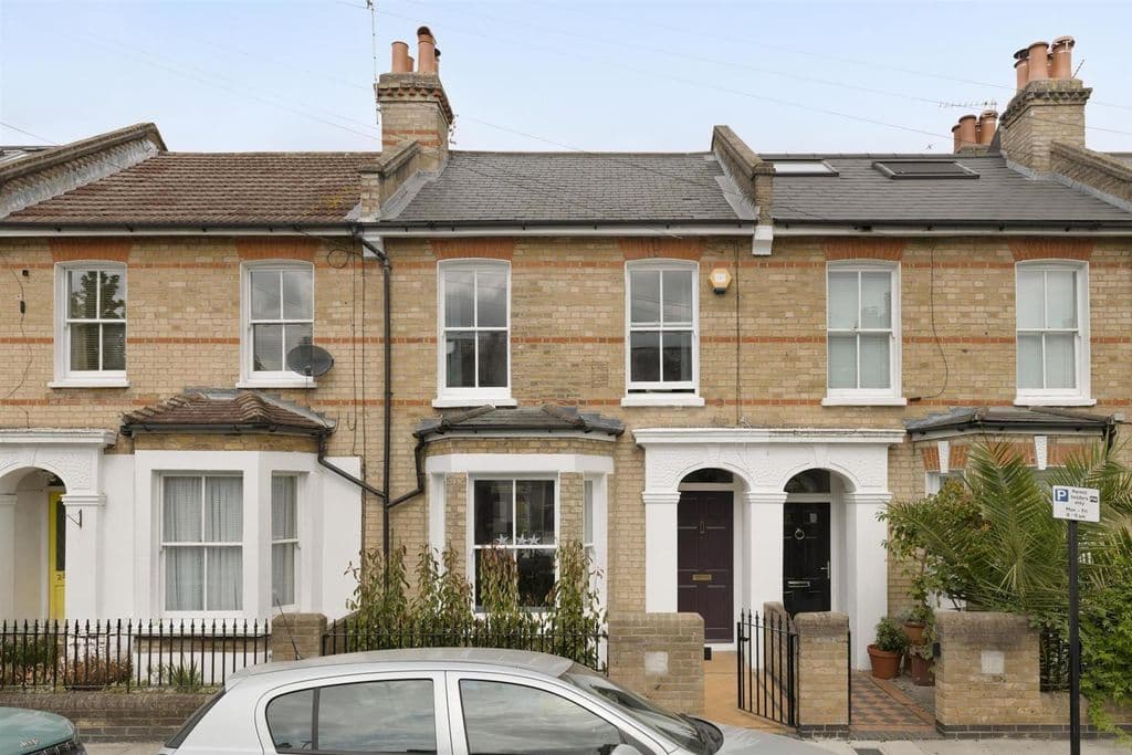 View property at Wingfield Street, London SE15