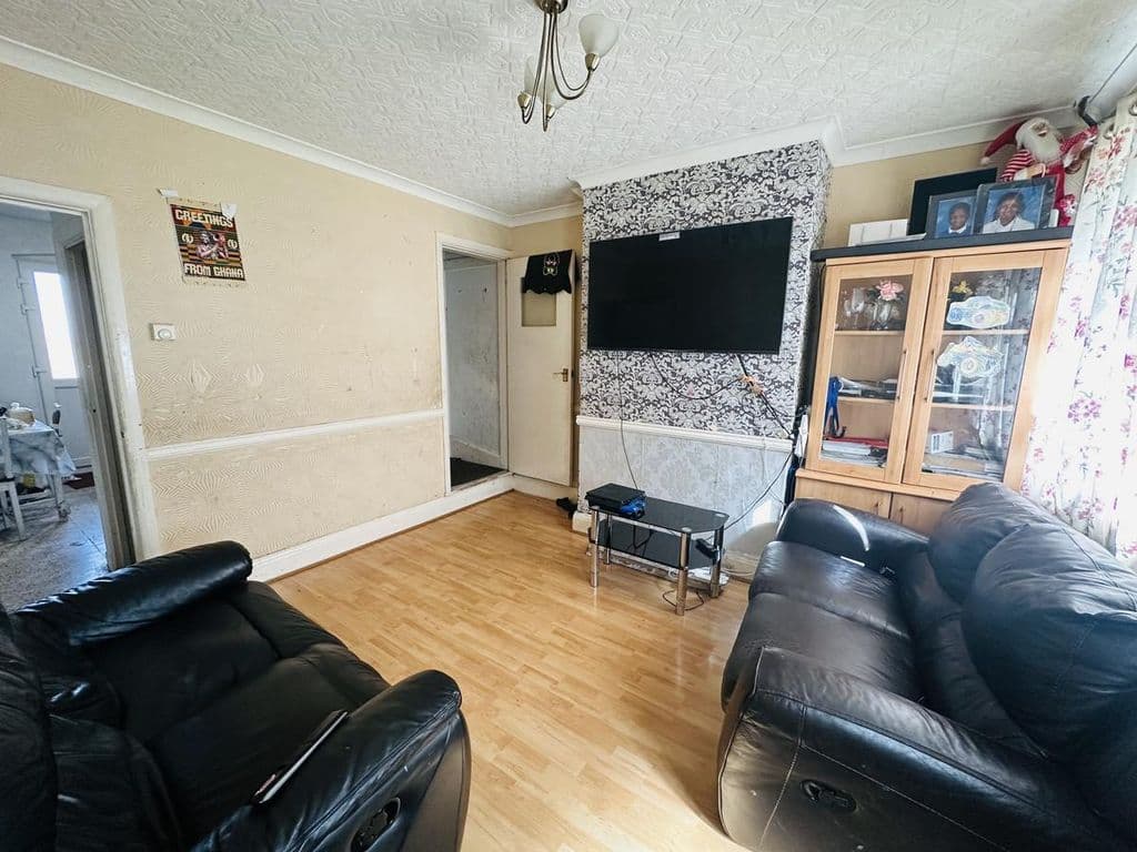Brays Lane, Coventry CV2 - Image 2