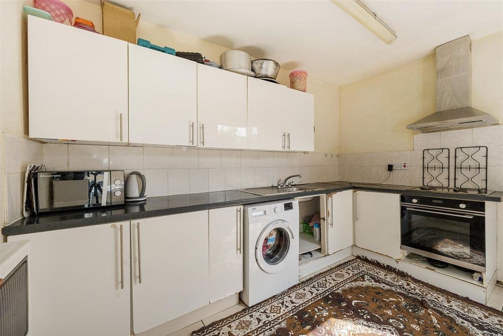Milton Avenue, East Ham E6 - Image 3