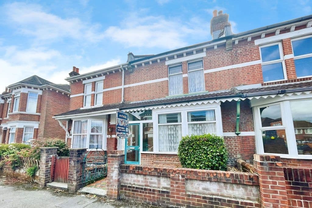 View property at St. Winifreds Road, Southampton SO16