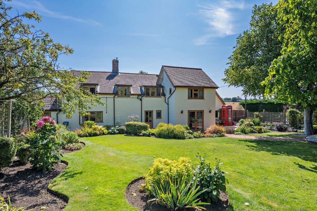 View property at Lower Farm Road, Ringshall, Stowmarket, Suffolk IP14